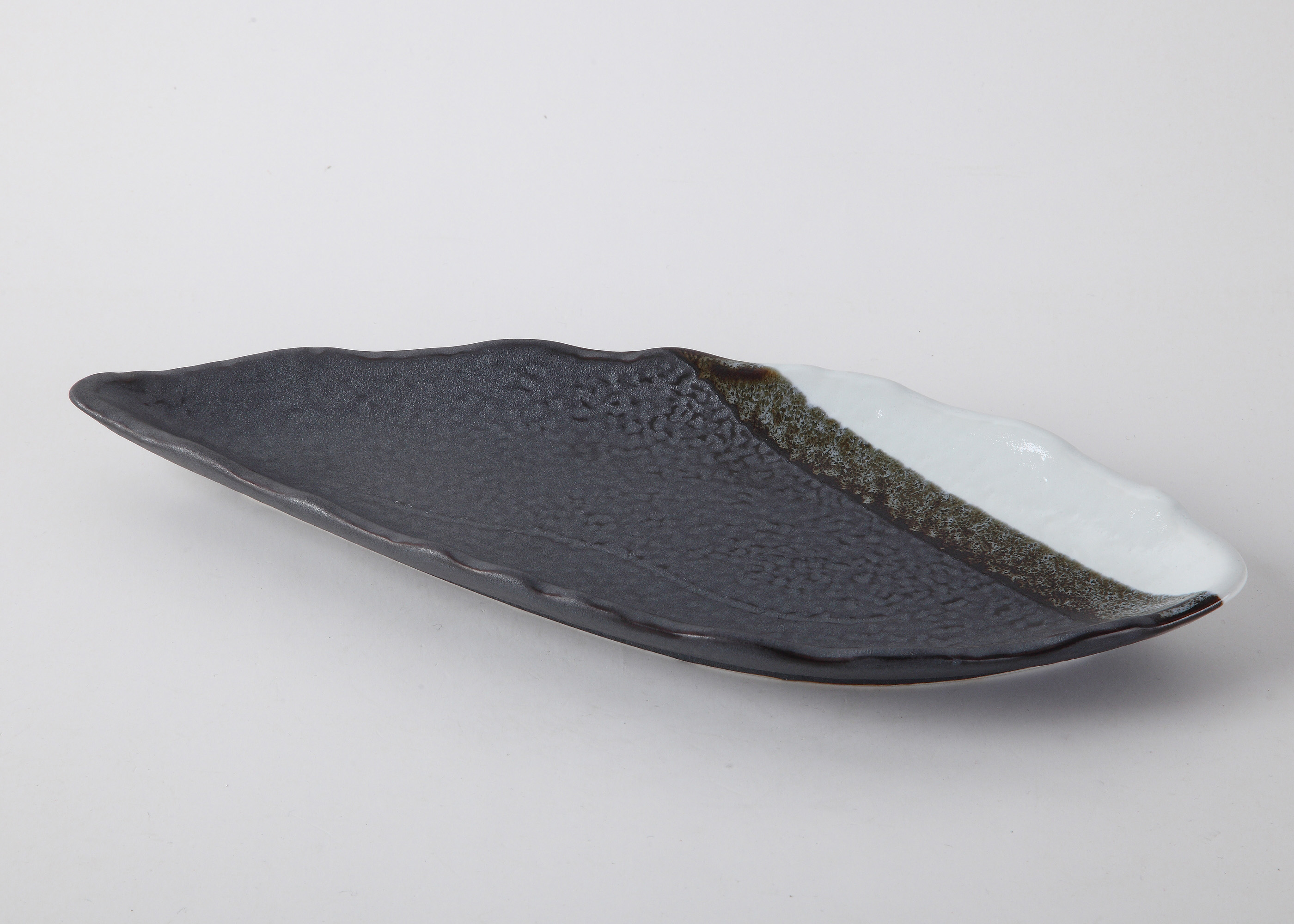 15'' PLATE, CERAMIC BKW | White Stone