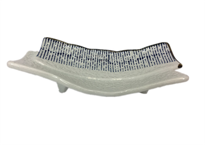 11'' X 5-1/4'' Ceramic Plate With 4 Feet, Blue Rain | White Stone