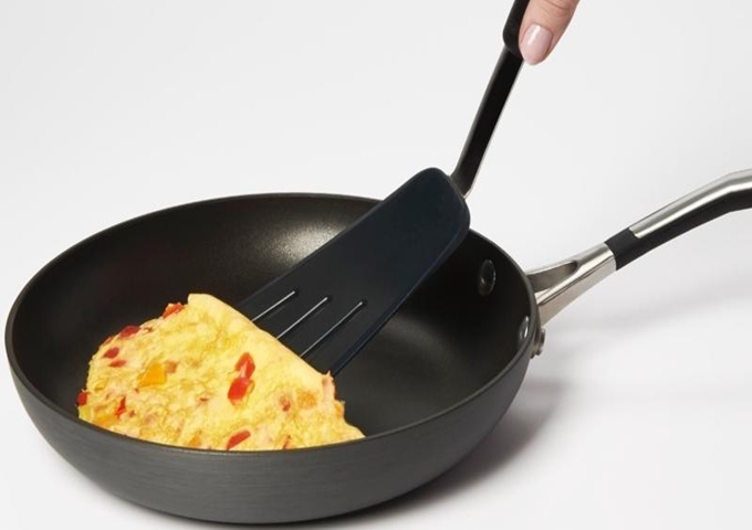 13.5" Flexible Omelet Turner | White Stone