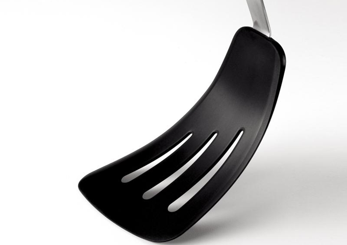 13.5" Flexible Omelet Turner | White Stone